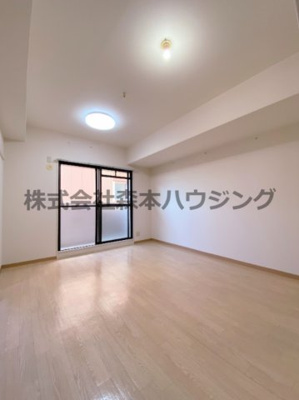 【居間・リビング】 | 　インぺリアルコート星田 | きれいなリビングです