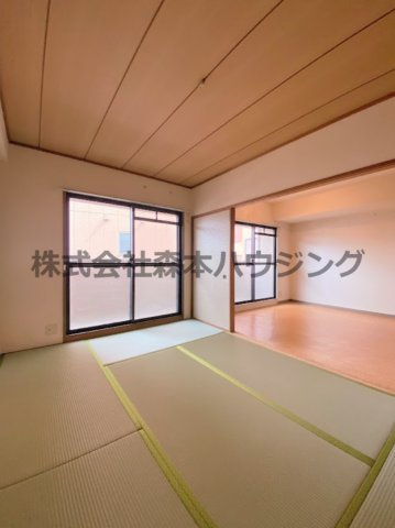 【和室】 | 　インぺリアルコート星田 | ※同タイプ別室の写真となります。
　設備内容や内装色調など相違がある場合は実際のお部屋の現状優先となります。