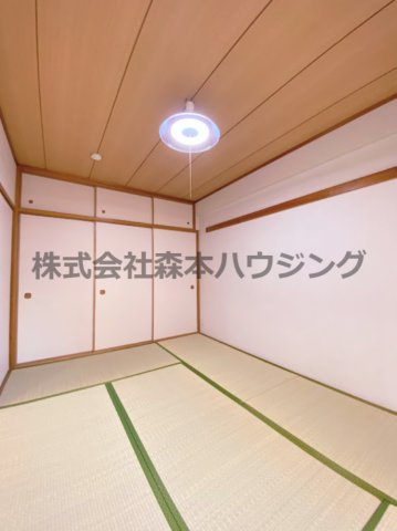 【和室】 | 　インぺリアルコート星田 | 日本らしい落ち着いた雰囲気の和室です