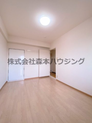 【洋室】 | 　インぺリアルコート星田 | 使いやすい洋室です