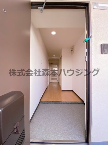 【内装】 | 　インぺリアルコート星田 | 内装は落ち着いています