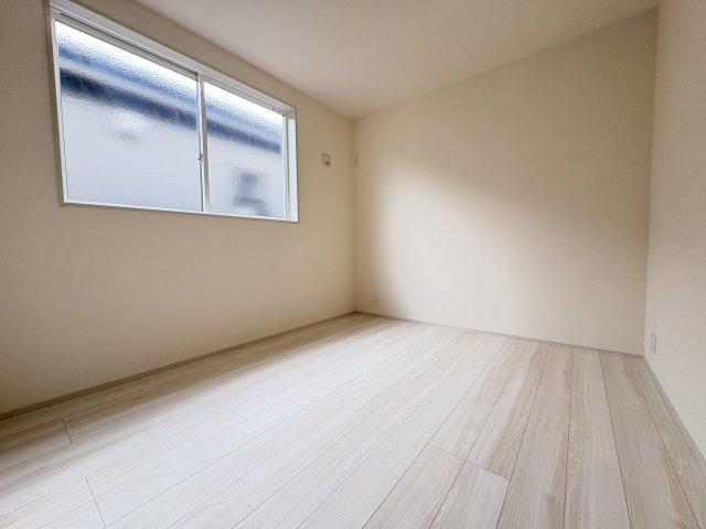 【洋室】 | 深谷市稲荷町北第3　LiveleGarden.s新築戸建　全3棟　2号棟
