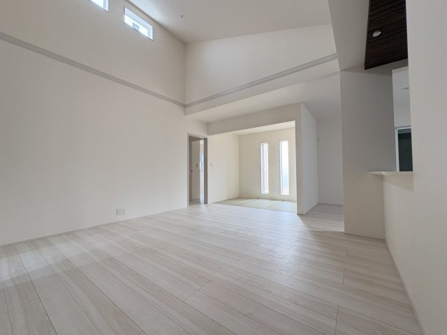 【居間・リビング】 | 深谷市稲荷町北第3　LiveleGarden.s新築戸建　全3棟　2号棟