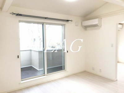 【居間・リビング】 | メゾンプチノア | 洋室のお部屋です。