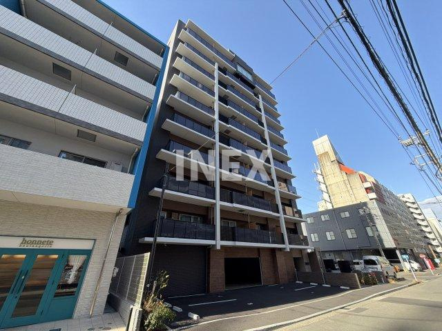 横浜市港北区新横浜１丁目の賃貸マンションの外観