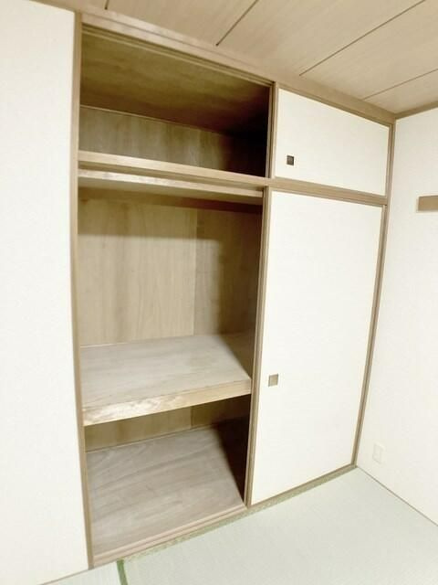 潮ハイツの収納