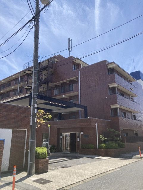 潮ハイツの外観