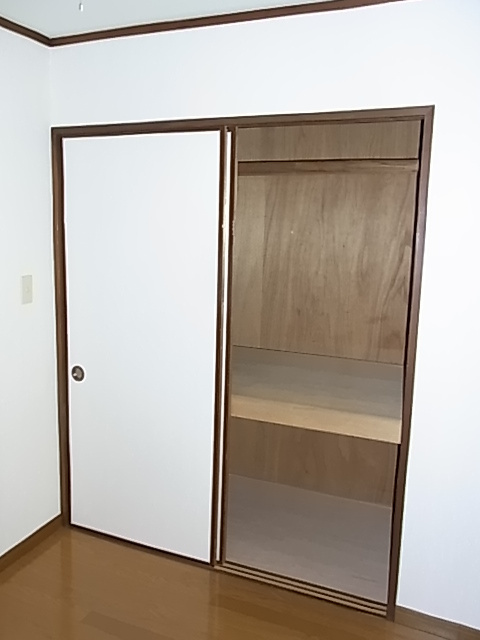 ロイヤルハイツ東大泉の収納