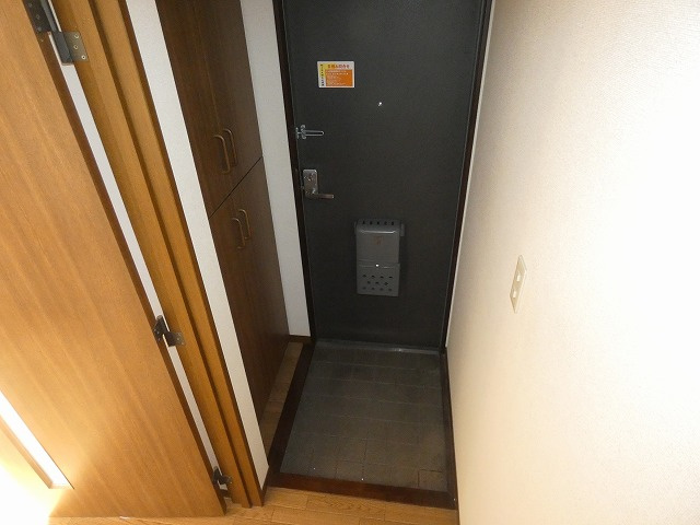 【玄関】