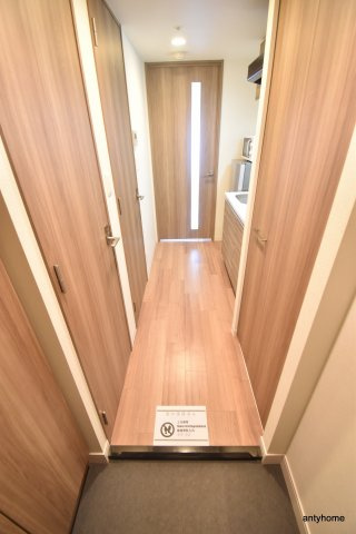 プレサンス新大阪ザ・シティ　仲介手数料無料の玄関
