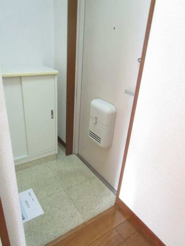YS西荻の玄関