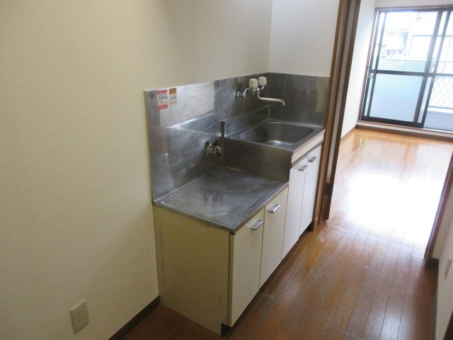 第１細谷ハイツのキッチン