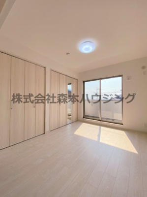 【洋室】 | 　ピレーネ北条Ⅰ | ※同タイプ別室の写真となります。
　設備内容や内装色調など相違がある場合は実際のお部屋の現状優先となります。