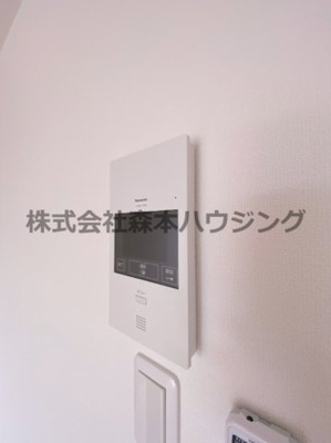 【セキュリティ】 | 　ピレーネ北条Ⅰ | ※同タイプ別室の写真となります。
　設備内容や内装色調など相違がある場合は実際のお部屋の現状優先となります。