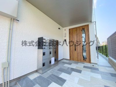【エントランス】 | 　ピレーネ北条Ⅰ | 落ち着いたエントランスです