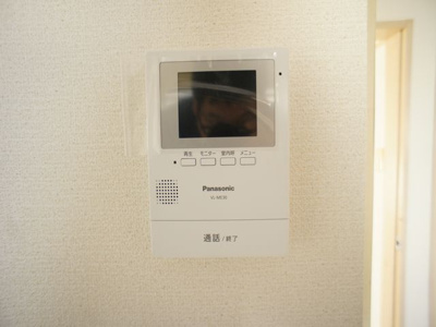 【セキュリティ】 | アレストカネコ1棟 | 訪問者の確認ができるTVドアホン付きです♪