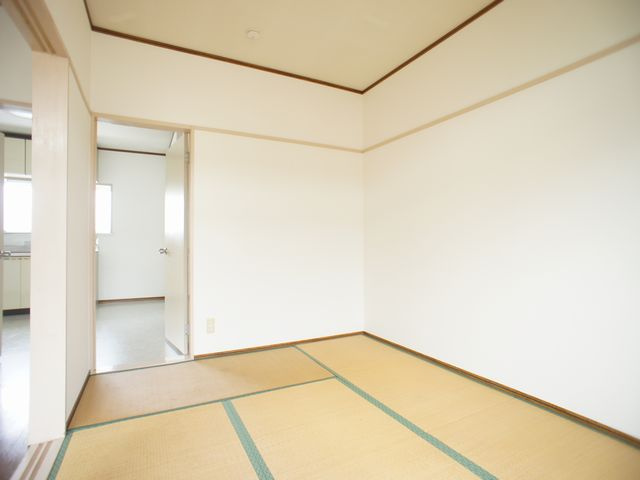 【子供部屋】 | アレストカネコ1棟 | お部屋がスッキリ！充実収納付きです♪