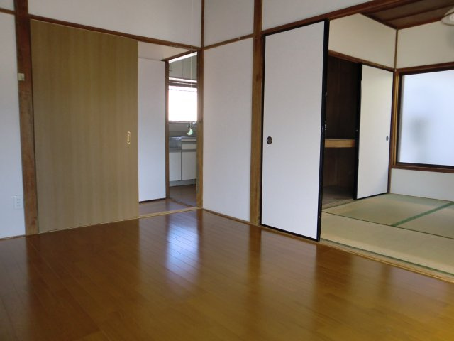 【洋室】 | 小舞木町坂庭様一戸建て