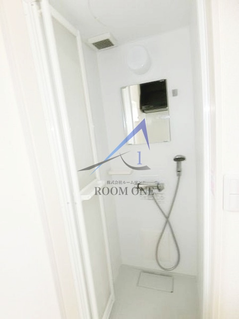Ｏｈｍｏｒｉ　Ａｐａｒｔｍｅｎｔの浴室|シャワールームです。