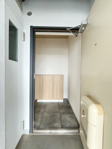 シャトー米子の玄関