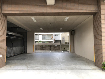【駐車場】 | メゾンドショコラ