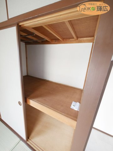 姫路市下手野4丁目　中古戸建の収納