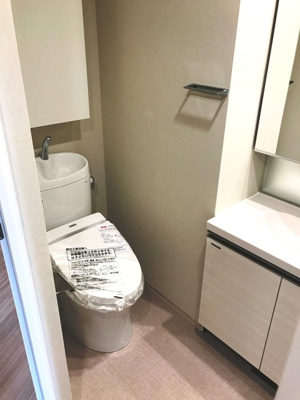 【トイレ】 | ルフォンプログレ清澄白河プレミア | ※写真は同タイプ住戸です。