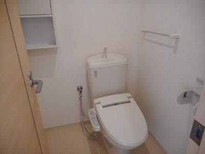【トイレ】 | アンジュⅠ | 清潔感のあるトイレです