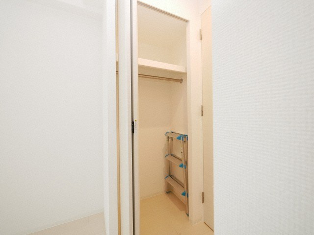 APRILE南森町の収納