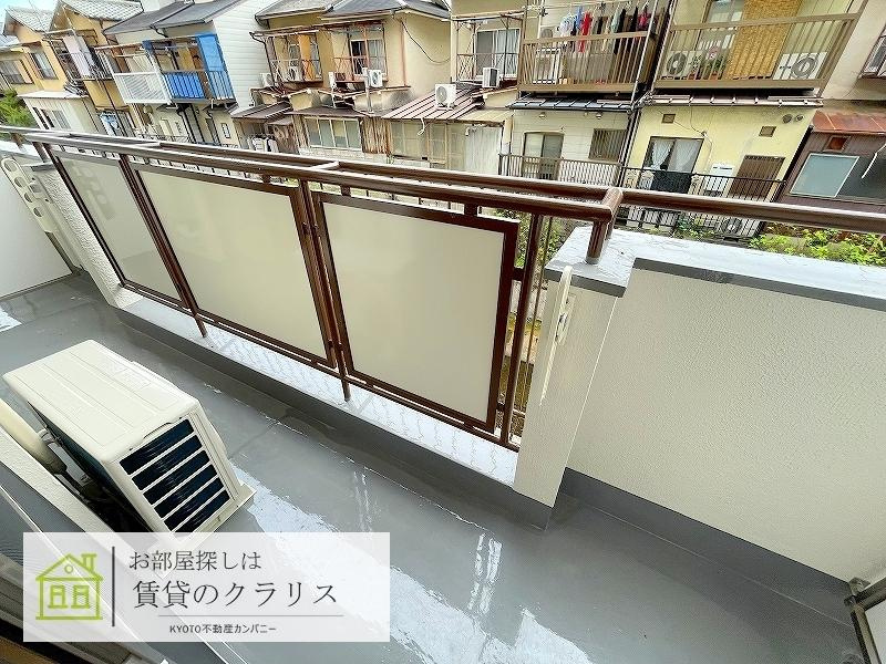 クレストユリのバルコニー