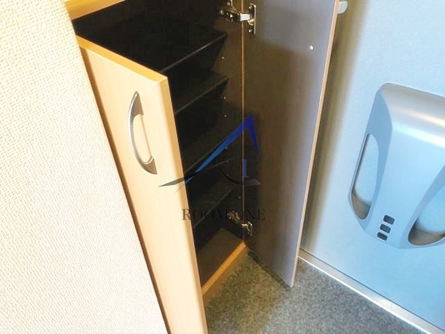 セリーヌ池尻大橋の玄関|玄関です。