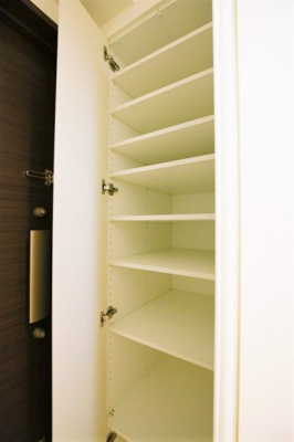 【収納】 | プレミスト日本橋浜町リデアル | 靴入