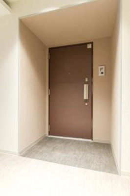 【玄関】 | リバーパーク門前仲町 | ※写真は同タイプ住戸です。