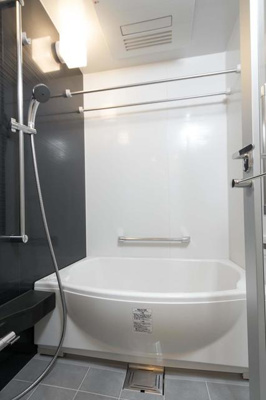 【浴室】 | パークアクシス御成門 | ※写真は同タイプ住戸です。