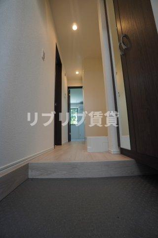 パステールグラン大森台の玄関