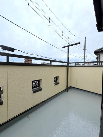 戸建 さいたま市北区宮原町４丁目のバルコニー|奥行きがあるバルコニー
