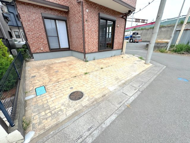 戸建 さいたま市北区宮原町４丁目の駐車場|駐車場
