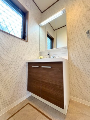 戸建 さいたま市北区宮原町４丁目の独立洗面台|洗面台新規交換
