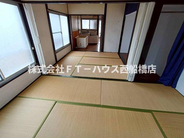 第二日の出荘の居間・リビング