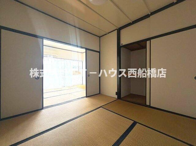 第二日の出荘の居間・リビング