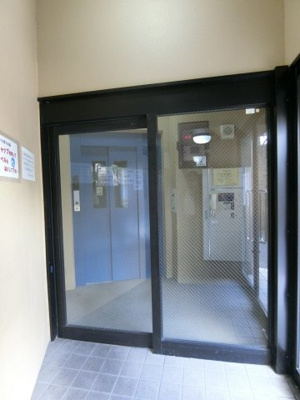 【エントランス】 | リバーコートC