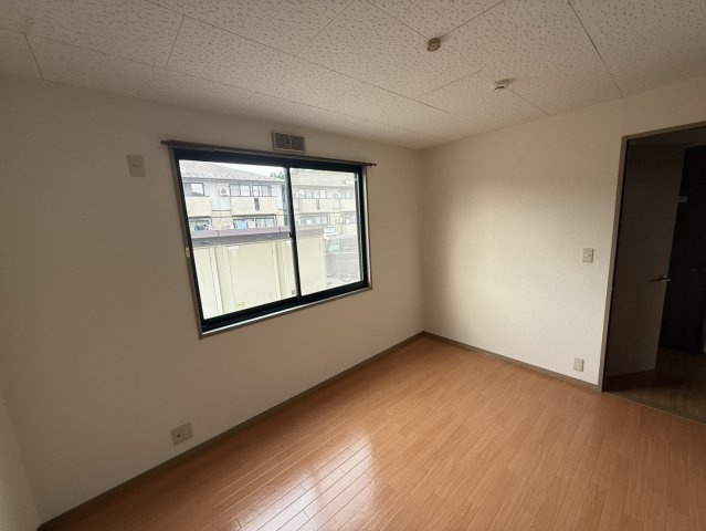 ストークホームⅤの居間・リビング