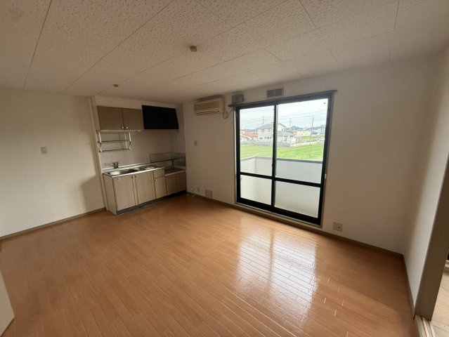 ストークホームⅤの居間・リビング