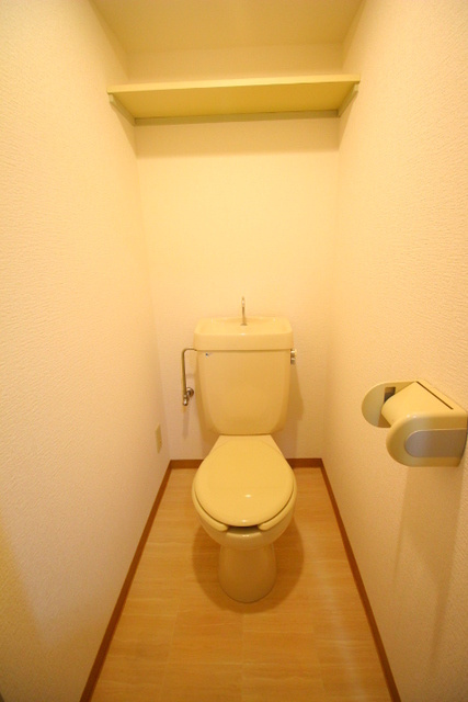 Am’scourtのトイレ|落ち着いたトイレです