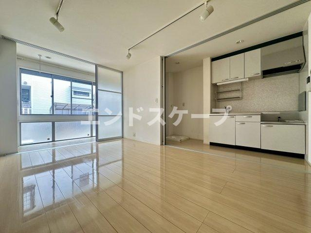 るーばんハイムの居間・リビング|高崎、前橋のお部屋探しはエンドスケープまで！お客様の理想お聞かせ下さい♪