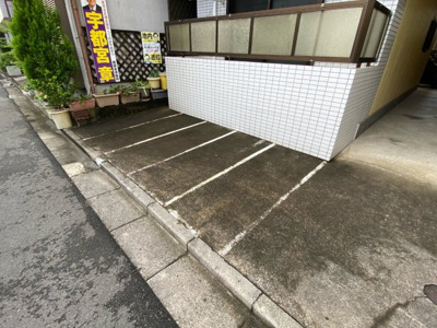 【ロビー】 | シャトーセブン | 落ち着いたロビーです
