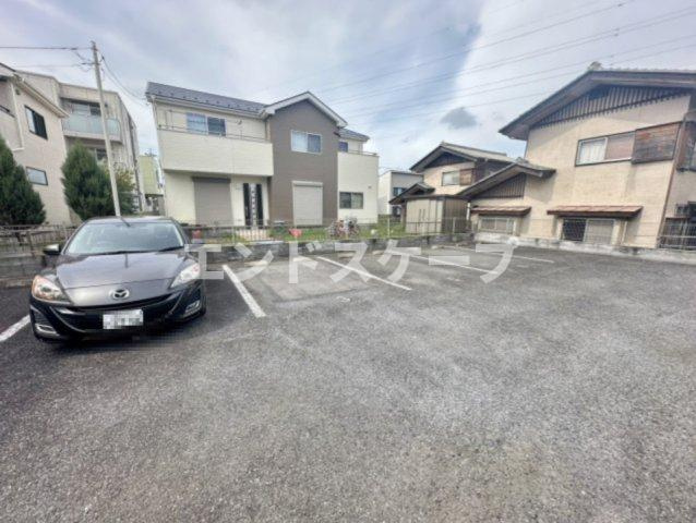 るーばんハイムの駐車場|高崎、前橋のお部屋探しはエンドスケープまで！お客様の理想お聞かせ下さい♪