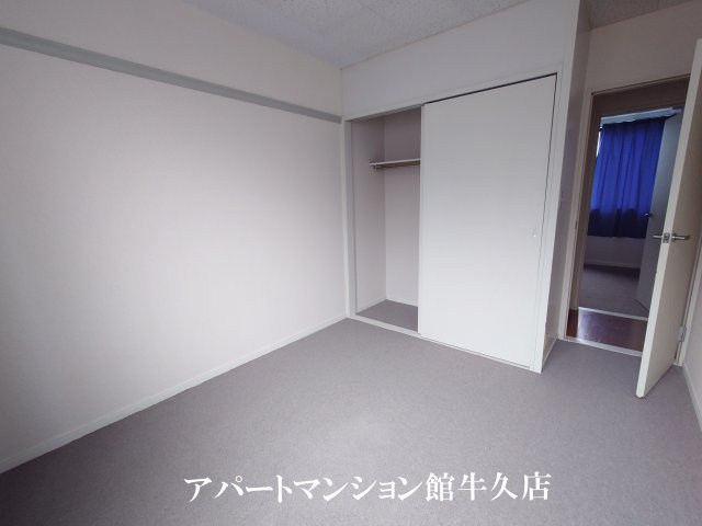 レオパレスウォーターレイⅡの洋室