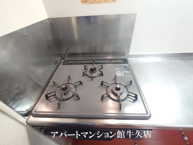 レオパレスウォーターレイⅡのキッチン