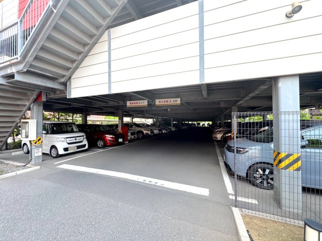 フォルスコートグランマークスの駐車場|駐車場